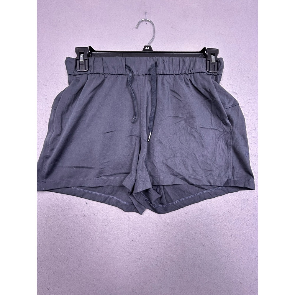 Lululemon On The Fly Short Woven Gray Size 4 W28 Womens